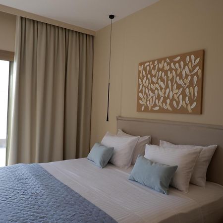 Kaiser Luxury Suites Achílleion 外观 照片