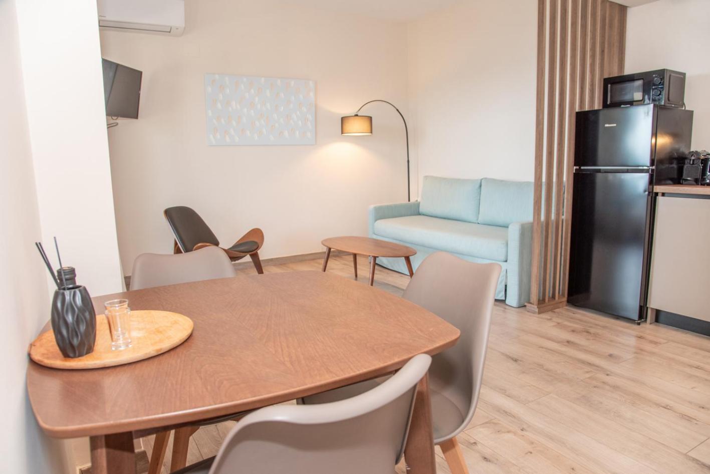 Kaiser Luxury Suites Achílleion 外观 照片